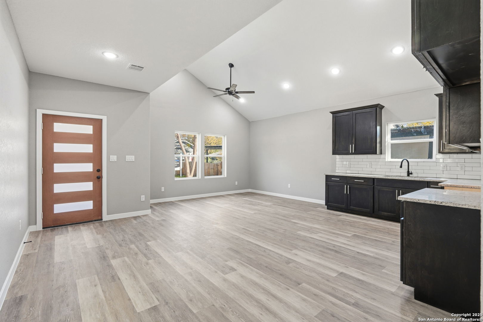 930 Gladstone San Antonio TX 78225