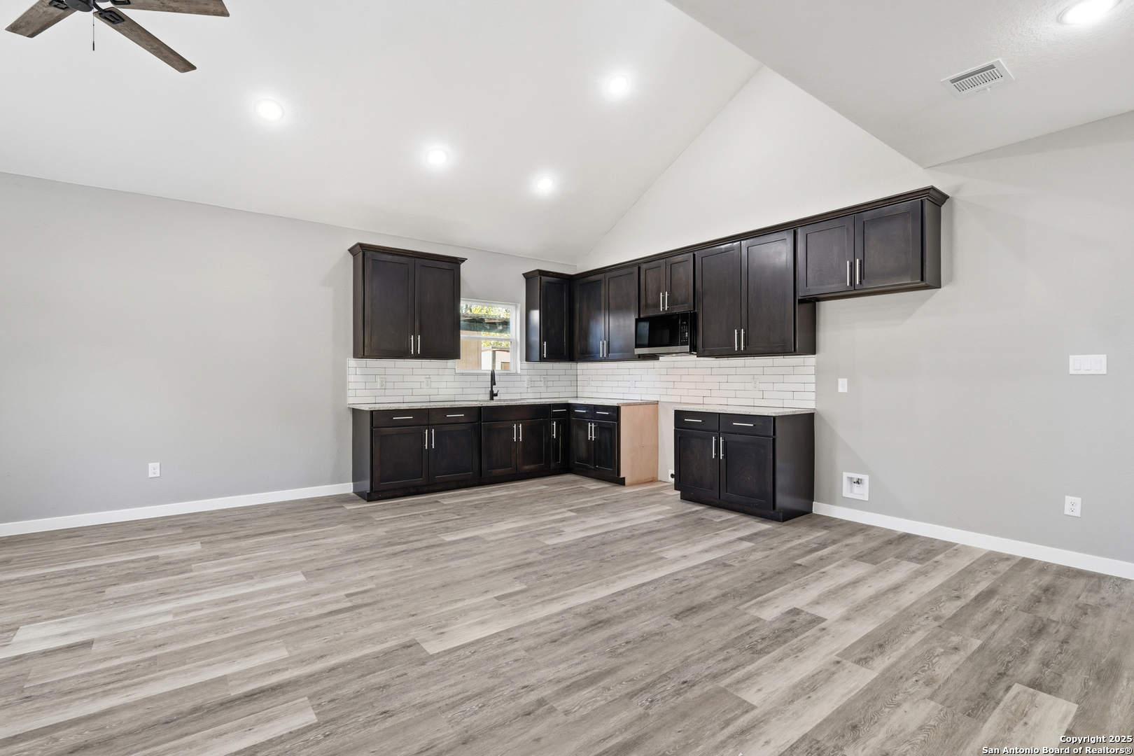 930 Gladstone San Antonio TX 78225