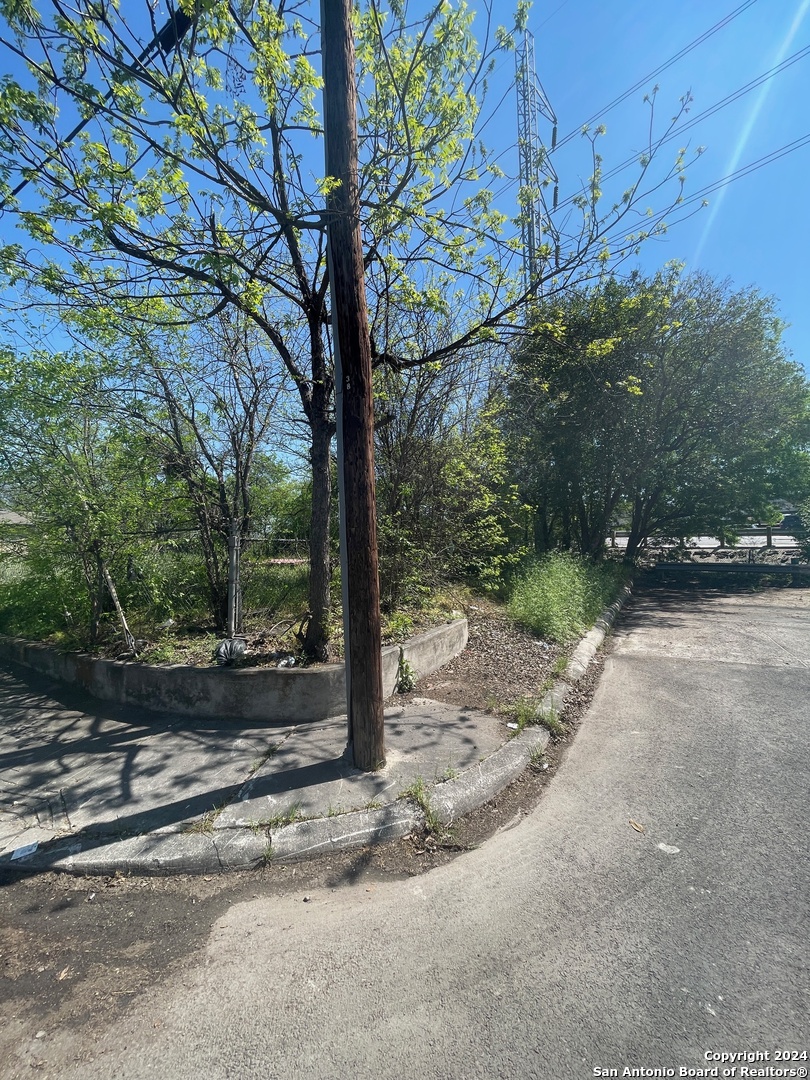 138 C Street San Antonio TX 78207
