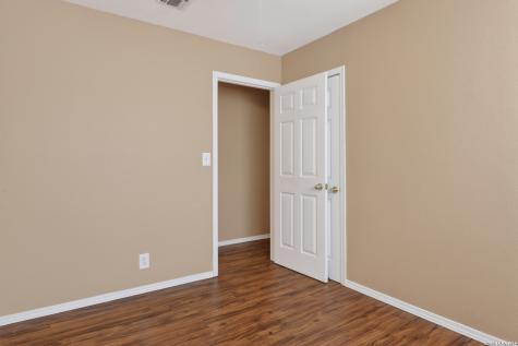 6842 Spring Manor Street San Antonio TX 78249