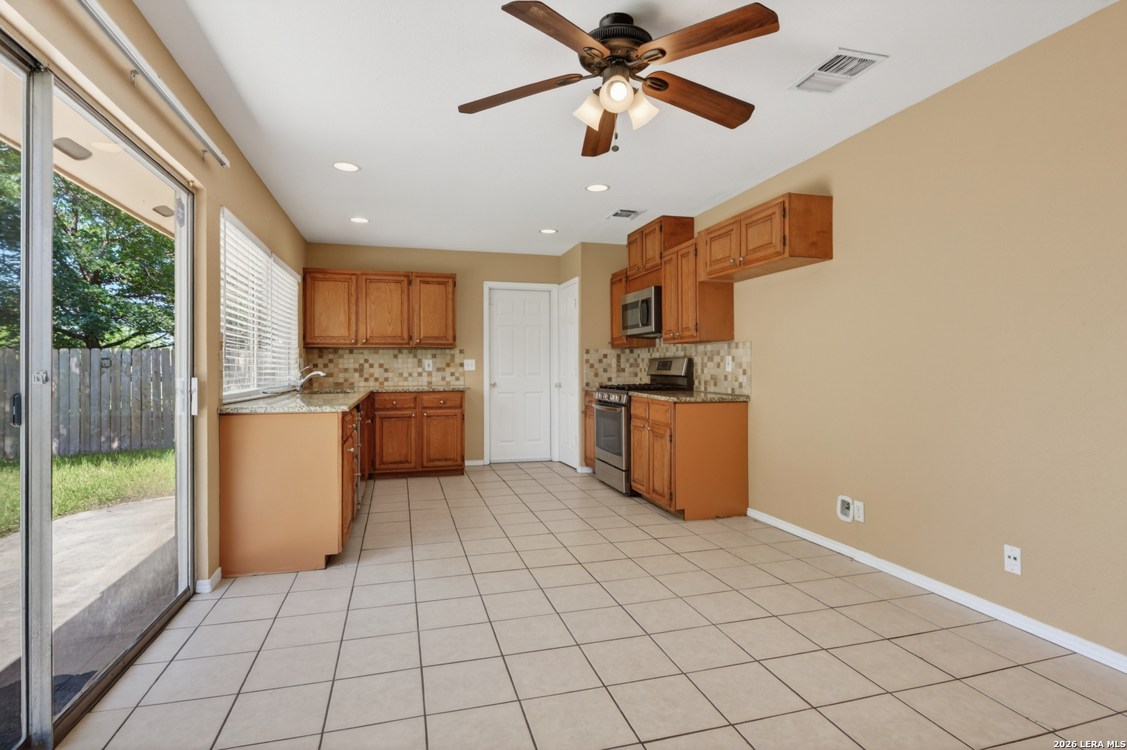 6842 Spring Manor Street San Antonio TX 78249