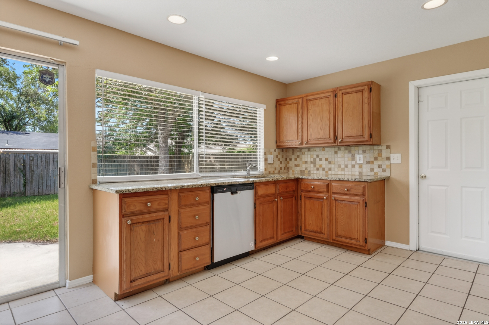 6842 Spring Manor Street San Antonio TX 78249