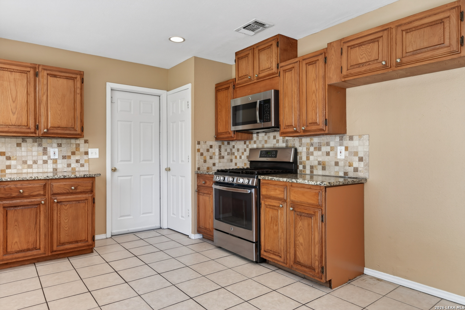 6842 Spring Manor Street San Antonio TX 78249