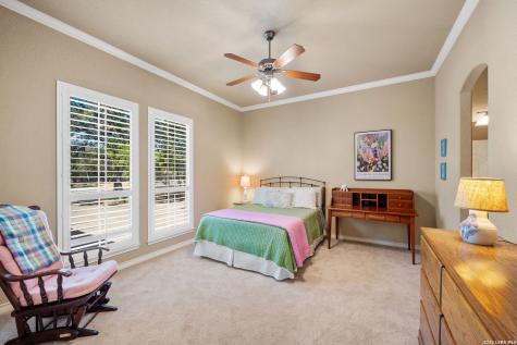 27662 Oak Brook Way Boerne TX 78015
