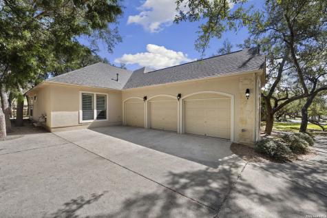 27662 Oak Brook Way Boerne TX 78015