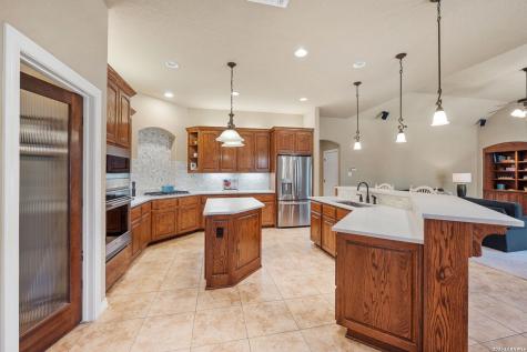 27662 Oak Brook Way Boerne TX 78015