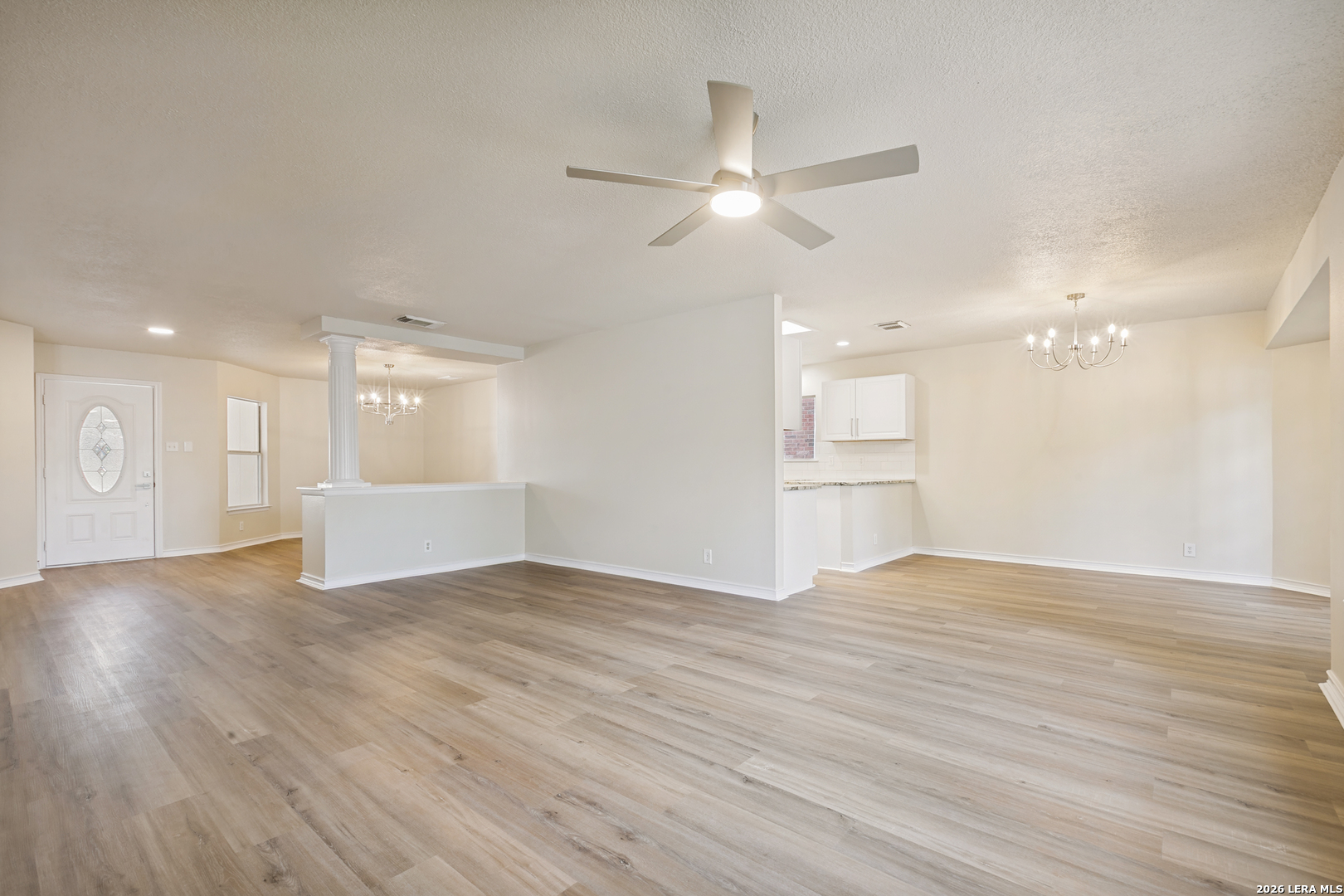 9598 Cantura Crest San Antonio TX 78250