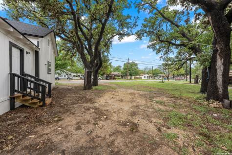 502 Ross Street Kerrville TX 78028