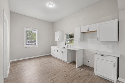 502 Ross Street Kerrville TX 78028