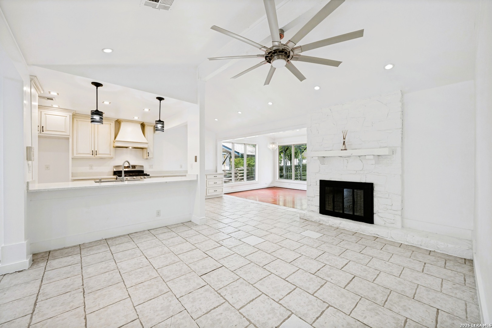 8351 Tuxford San Antonio TX 78239