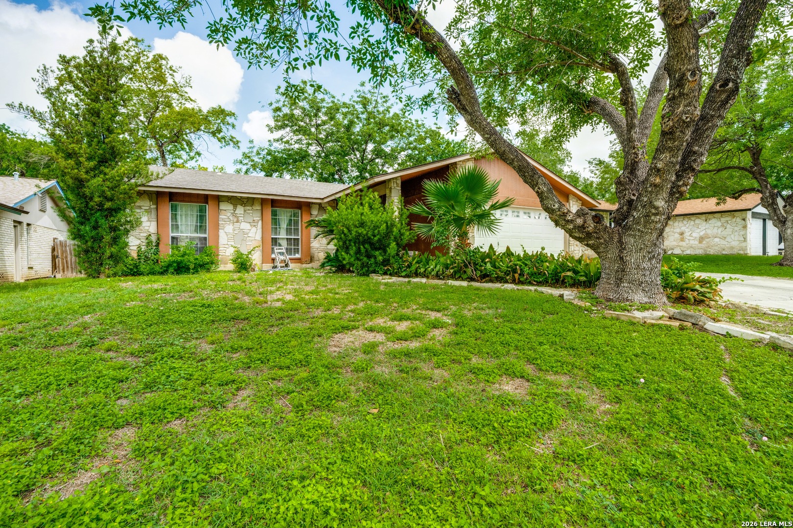8351 Tuxford San Antonio TX 78239