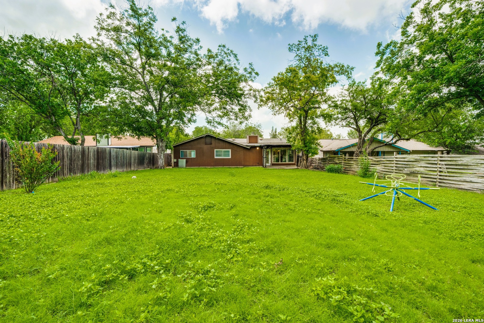 8351 Tuxford San Antonio TX 78239
