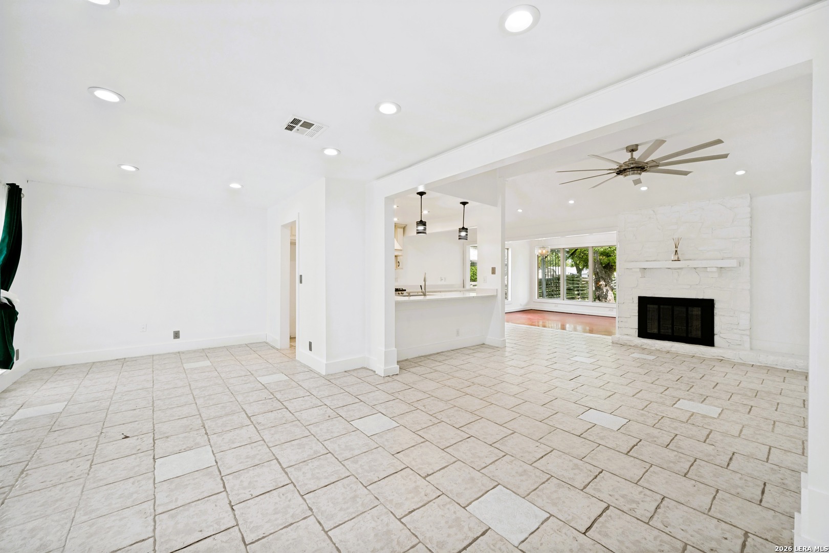 8351 Tuxford San Antonio TX 78239