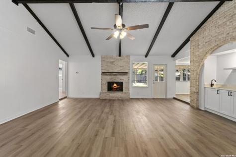 5430 King Albert San Antonio TX 78229