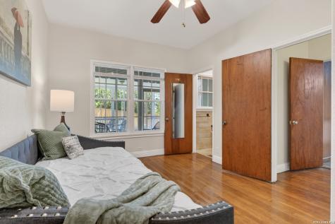 110 Sunrise Drive San Antonio TX 78228