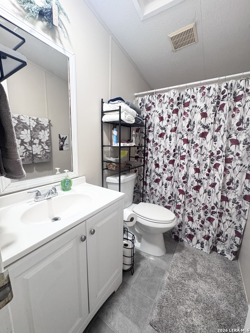 3303 Sandy Elm Road La Vernia TX 78121
