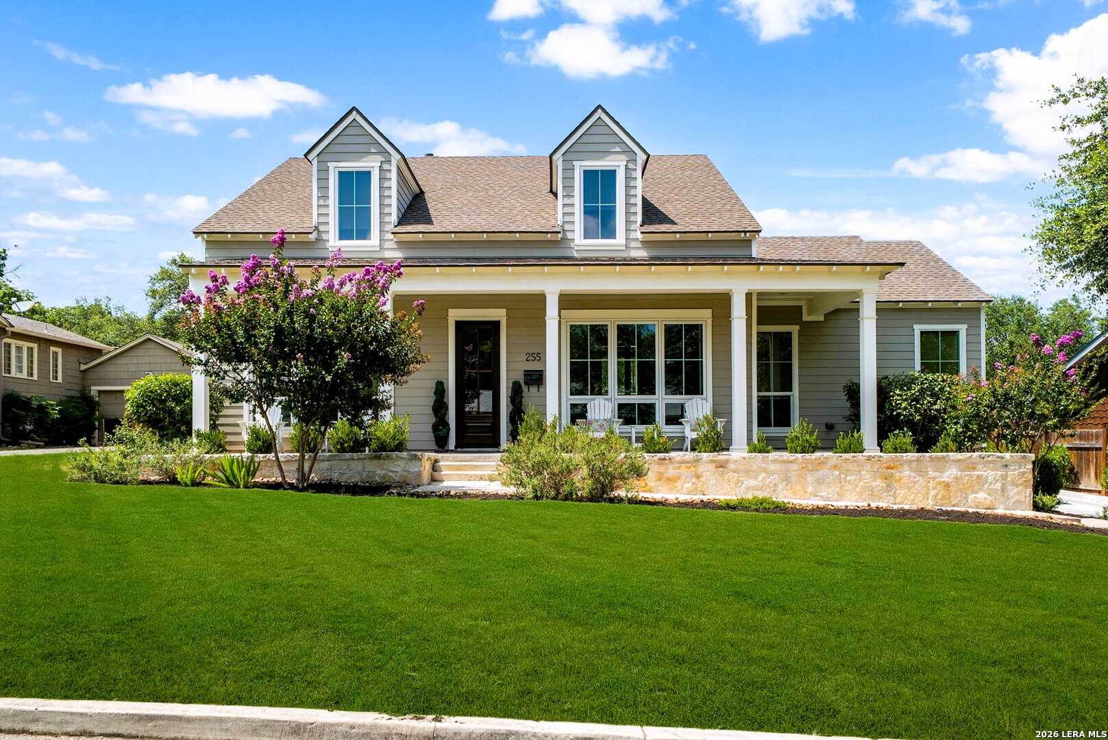 Alamo Heights TX, 255 Retama Place