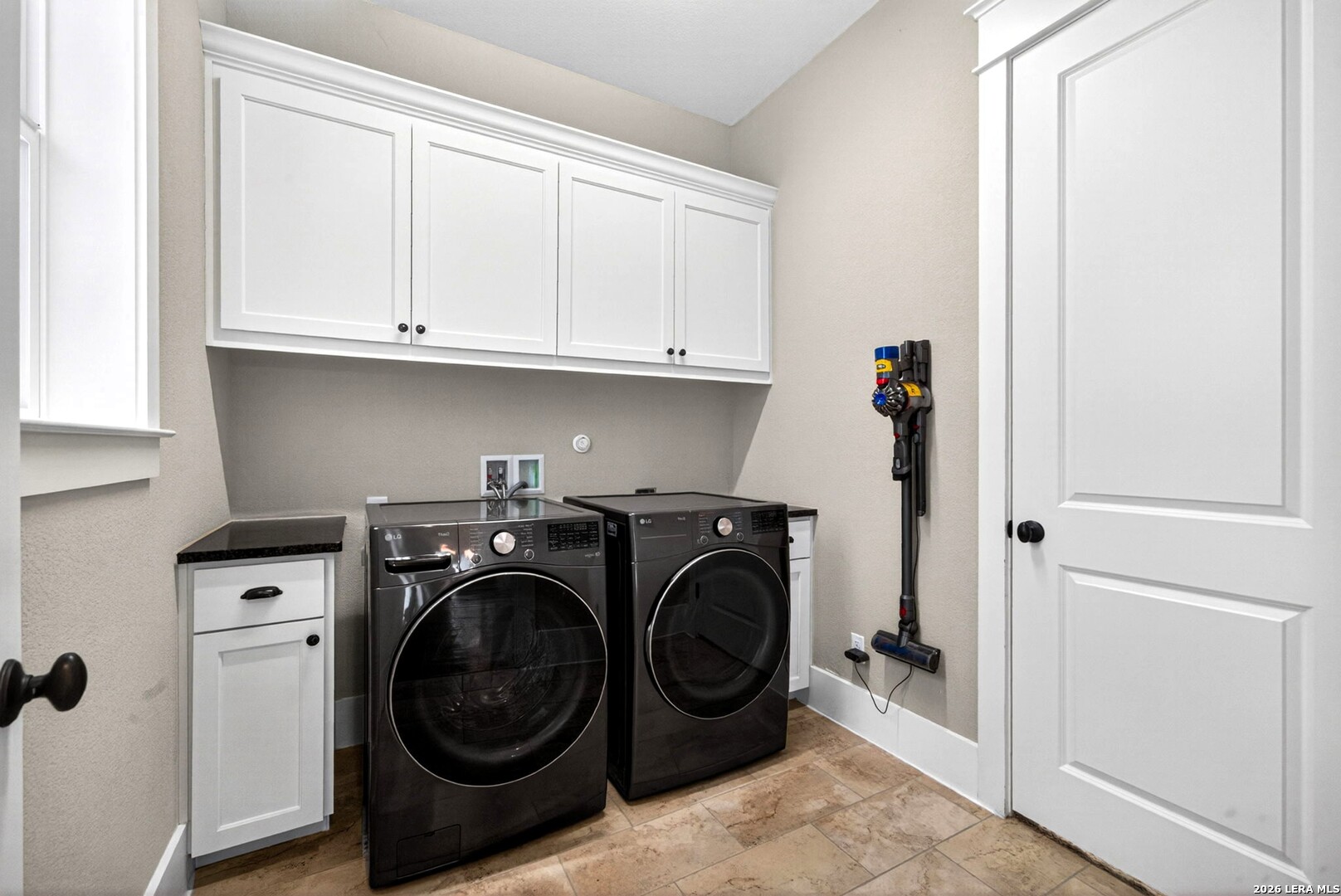 255 Retama Place Alamo Heights TX 78209