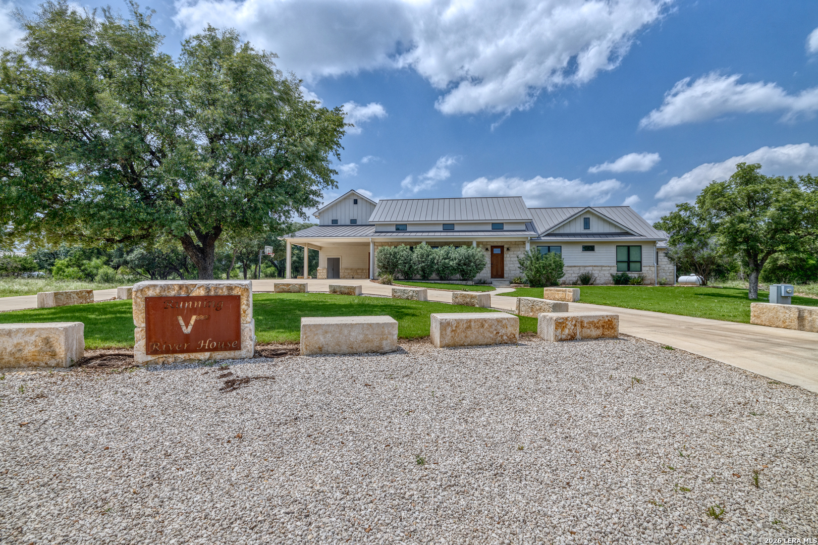 152 Tequila Sunrise Concan TX 78838