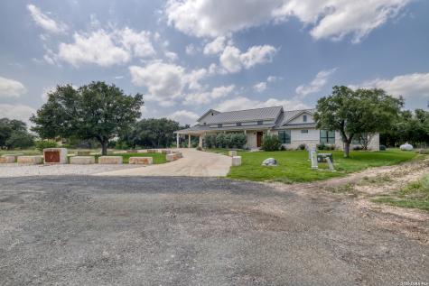 152 Tequila Sunrise Concan TX 78838