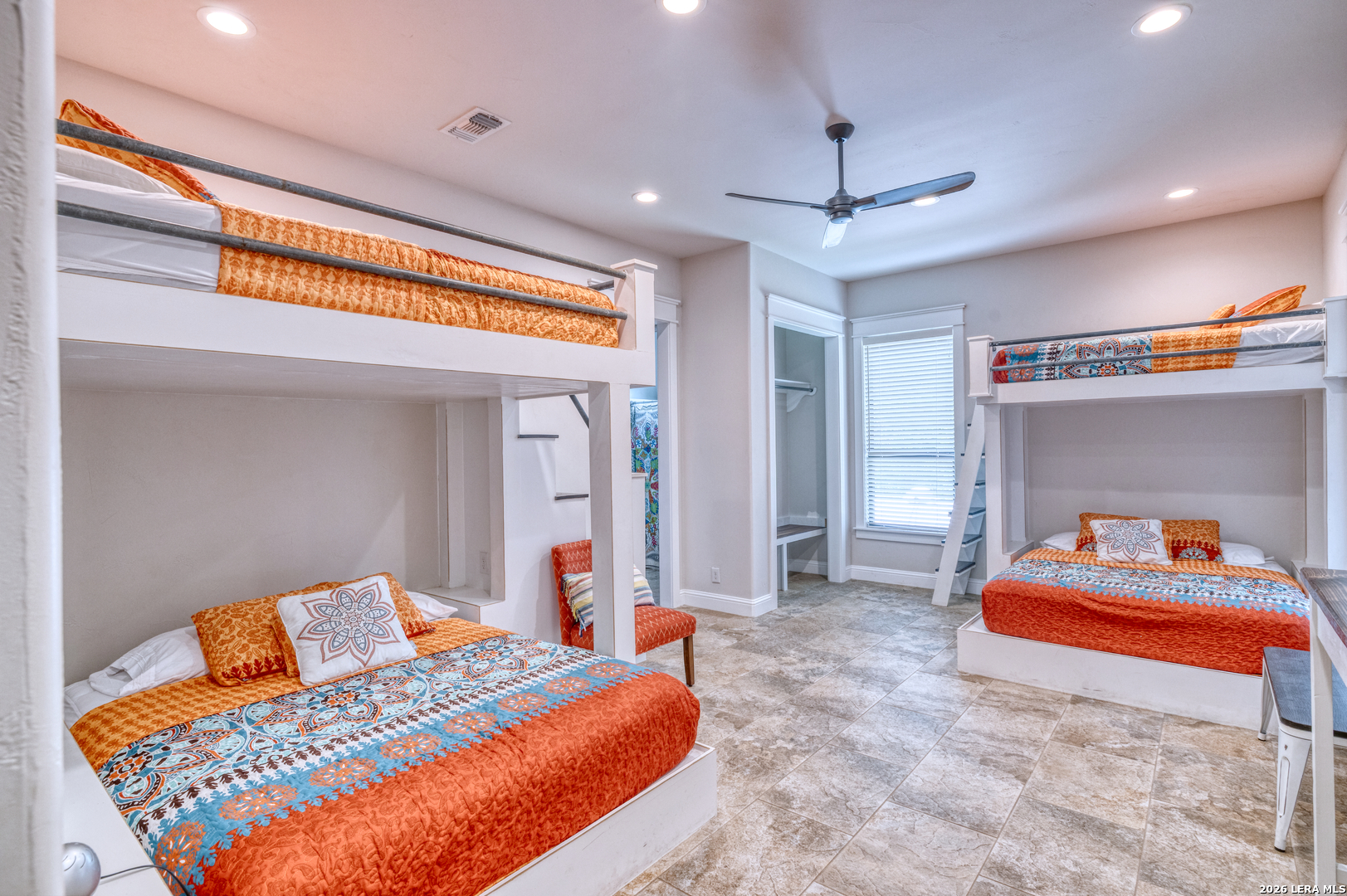 152 Tequila Sunrise Concan TX 78838