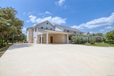 152 Tequila Sunrise Concan TX 78838