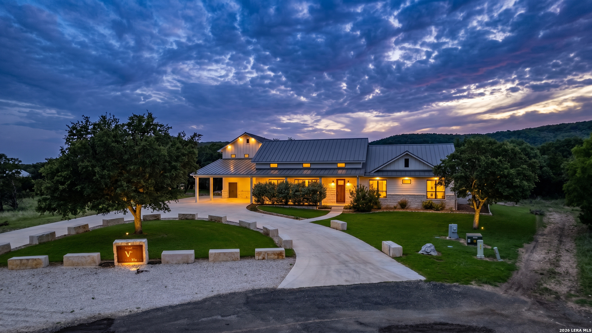 152 Tequila Sunrise Concan TX 78838