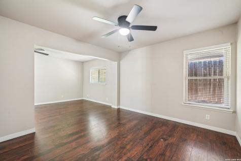 227 Colwyn Pass San Antonio TX 78216
