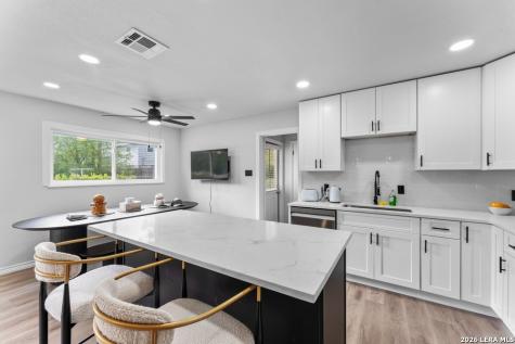 9823 John Rolfe Drive San Antonio TX 78230
