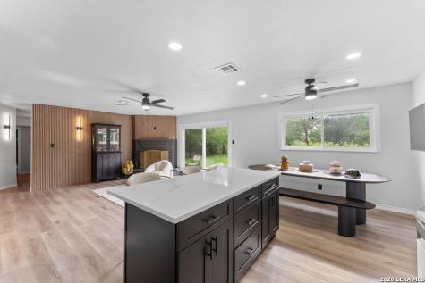 9823 John Rolfe Drive San Antonio TX 78230