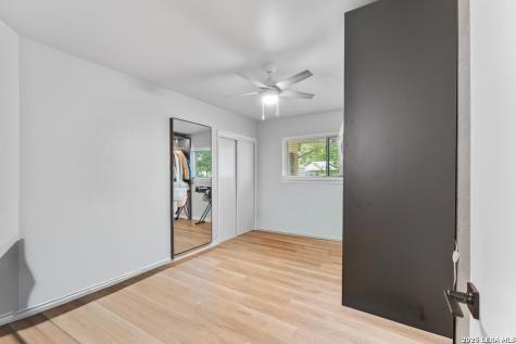 9823 John Rolfe Drive San Antonio TX 78230