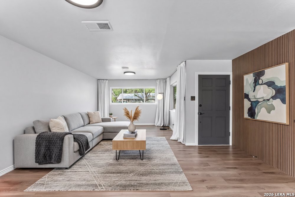 9823 John Rolfe Drive San Antonio TX 78230