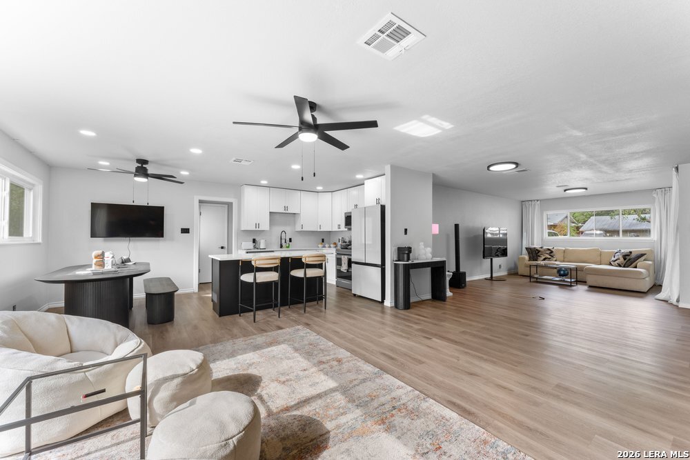 9823 John Rolfe Drive San Antonio TX 78230