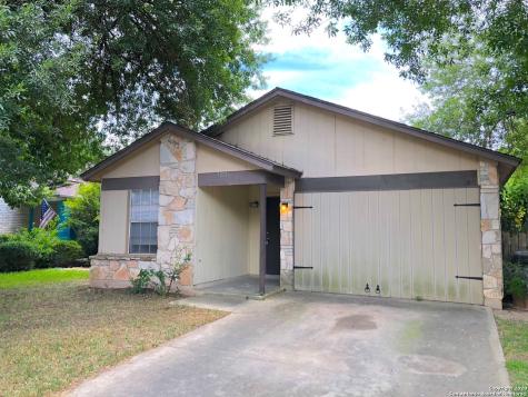 10016 Woodtrail San Antonio TX 78250