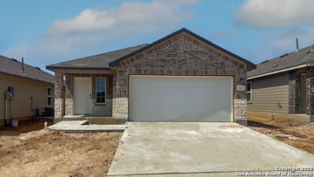 124 Bunkers Hill Road Floresville TX 78114
