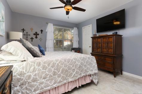 5858 Creekway San Antonio TX 78247