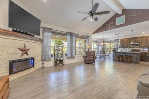 1264 Spicewood Road Fischer TX 78623