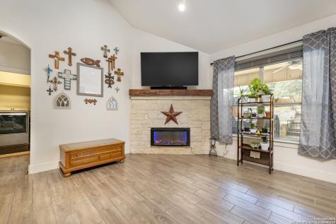1264 Spicewood Road Fischer TX 78623