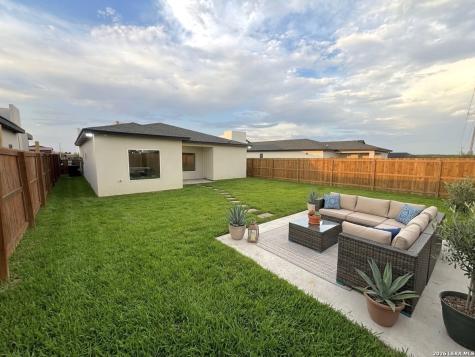 6929 Molinos Drive Laredo TX 78043