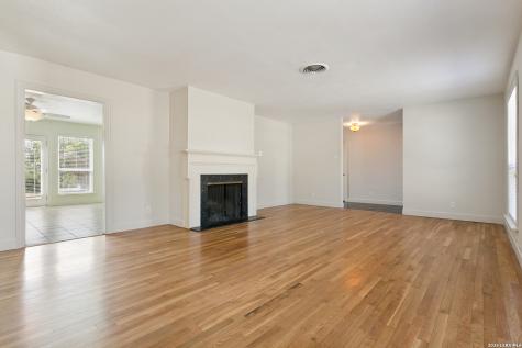 414 E Hathaway Drive San Antonio TX 78209