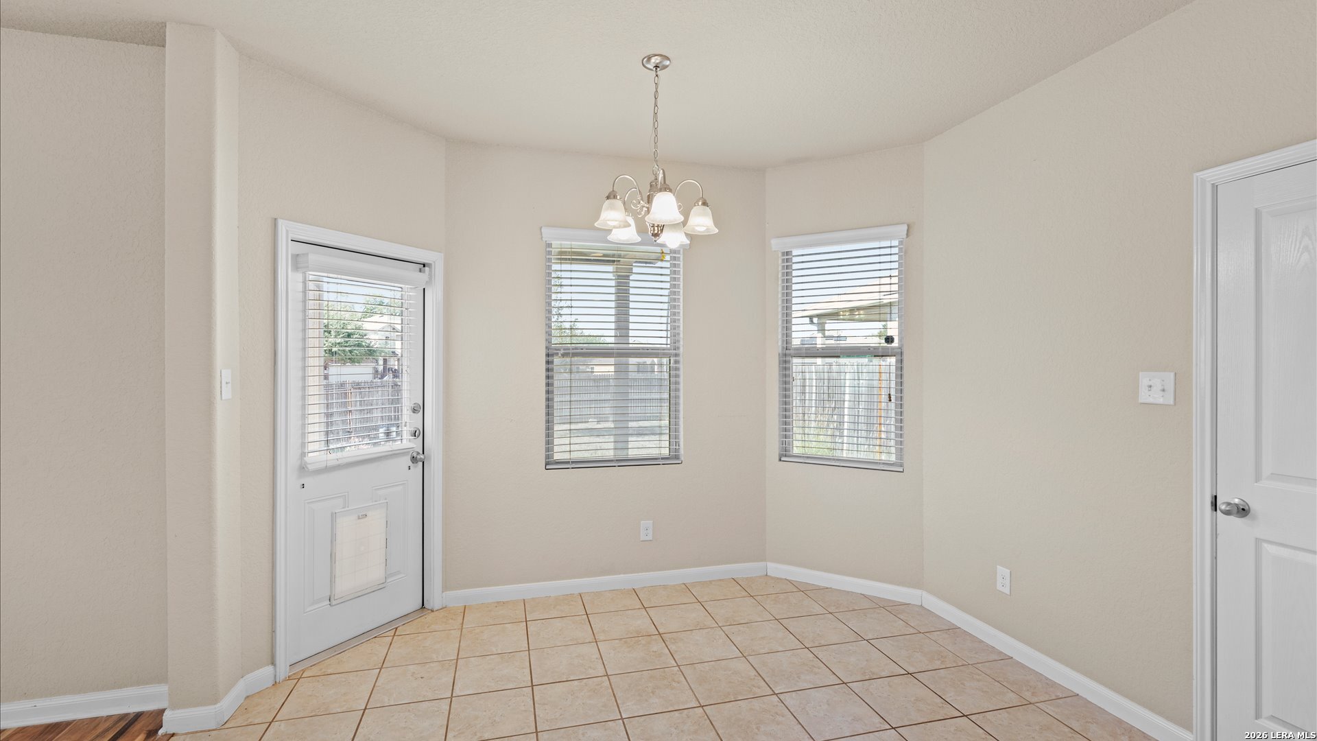6847 Fort Bend San Antonio TX 78223