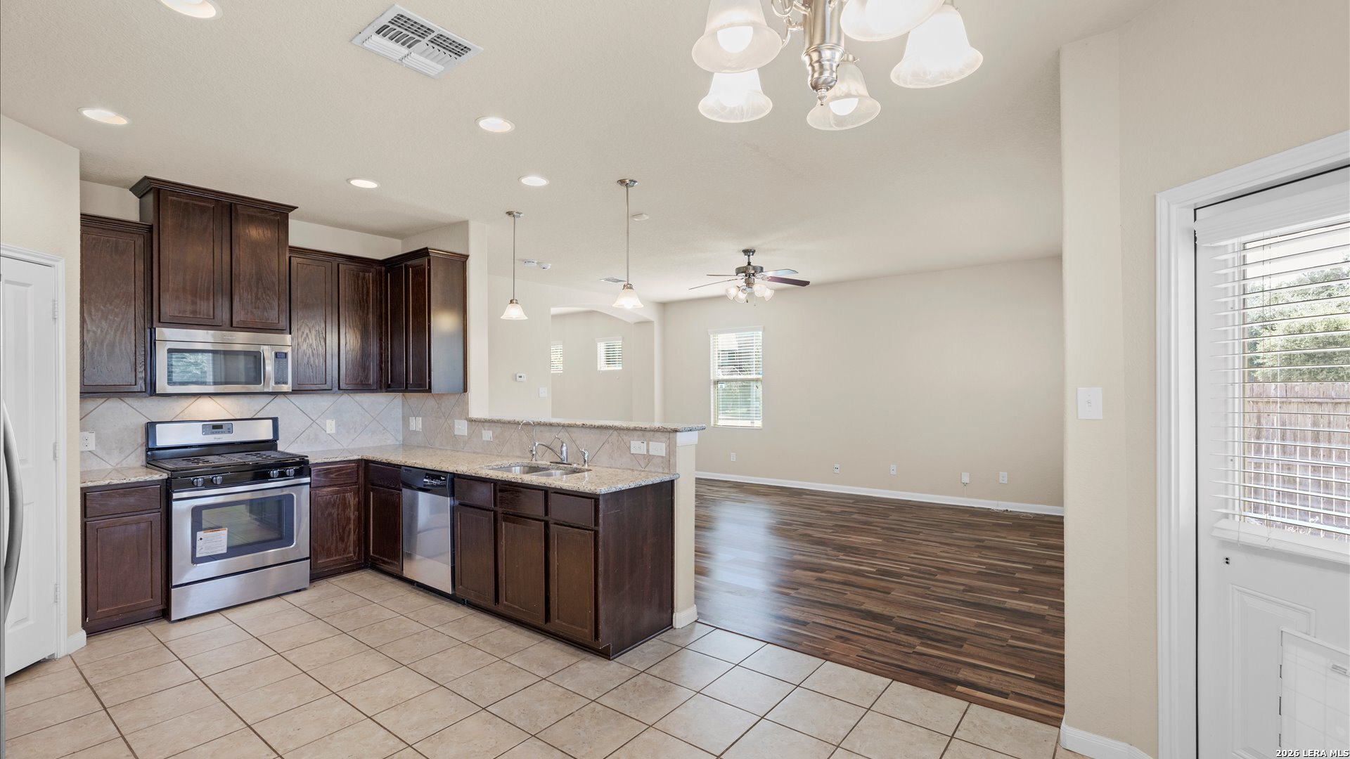 6847 Fort Bend San Antonio TX 78223