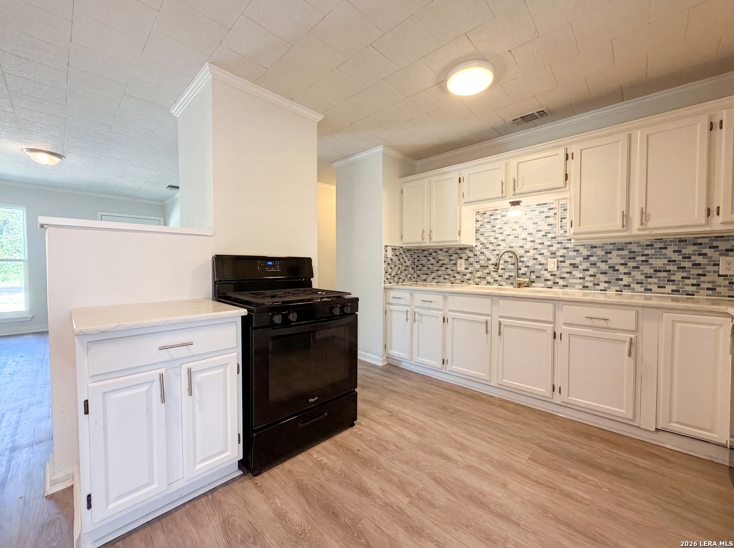 7627 Glen Falls San Antonio TX 78239