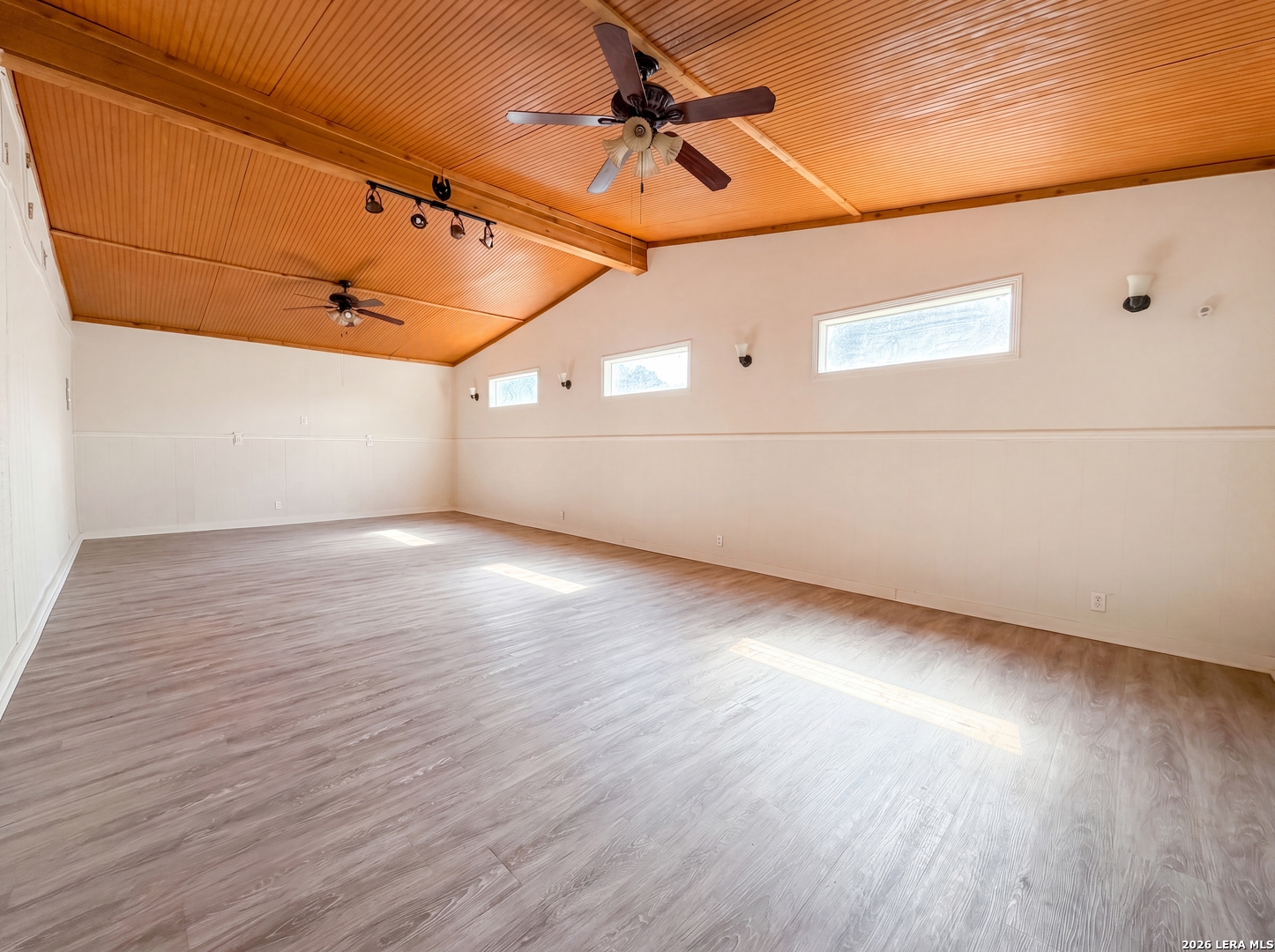 7627 Glen Falls San Antonio TX 78239