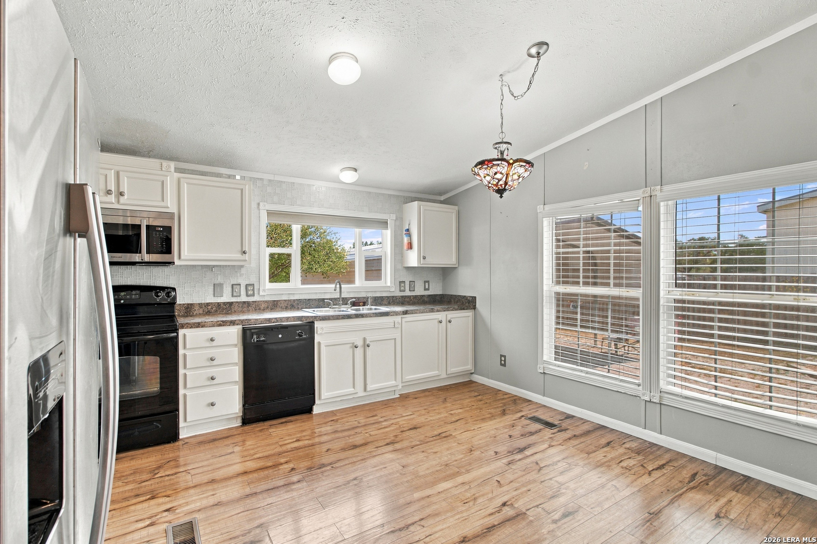 327 Pr 1509 Bandera TX 78003