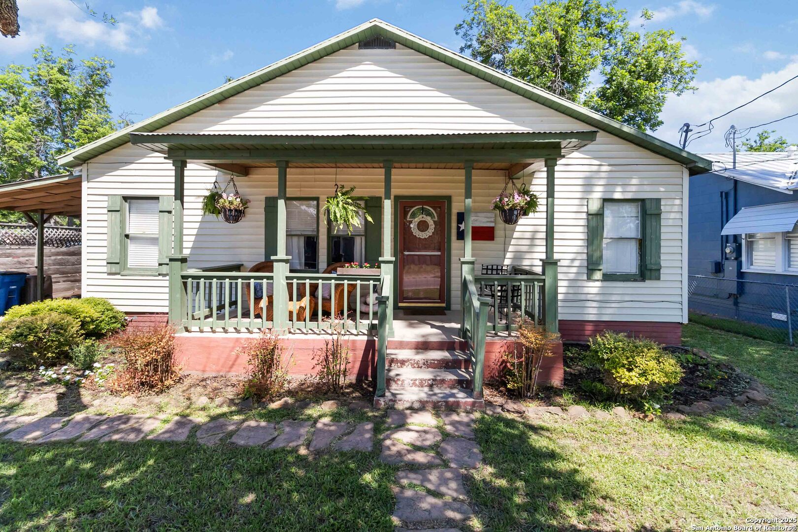 859 Pine Street New Braunfels TX 78130