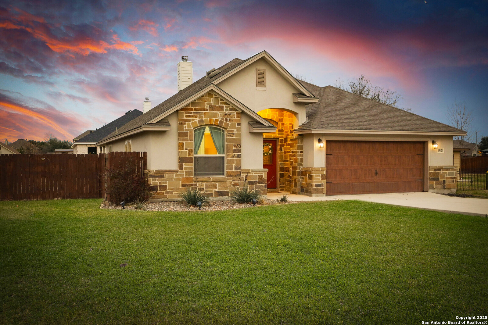 15620 York Lane Selma TX 78154