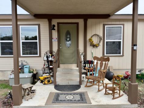 946 Frontier Lane Bandera TX 78003