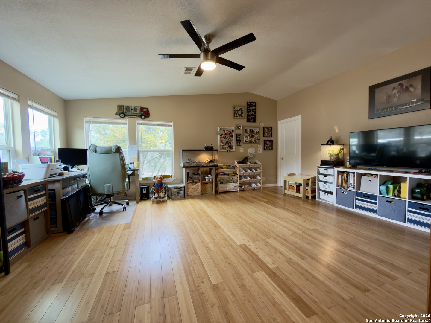 946 Frontier Lane Bandera TX 78003