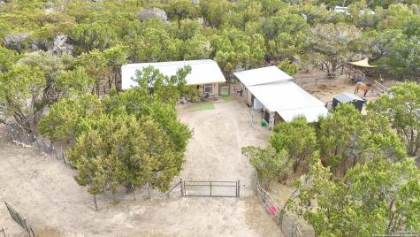 946 Frontier Lane Bandera TX 78003